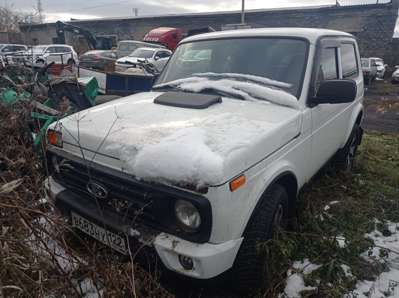 Судебные приставы Алтайского края передали конфискованный автомобиль Министерству обороны Российской Федерации.